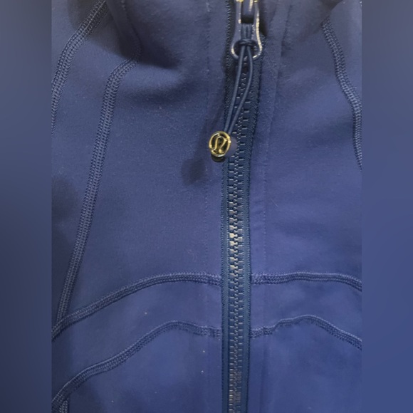 Lululemon Athletica Jacket with Breathable Back and Thumb Hole Sz 10 - Picture 8 of 15